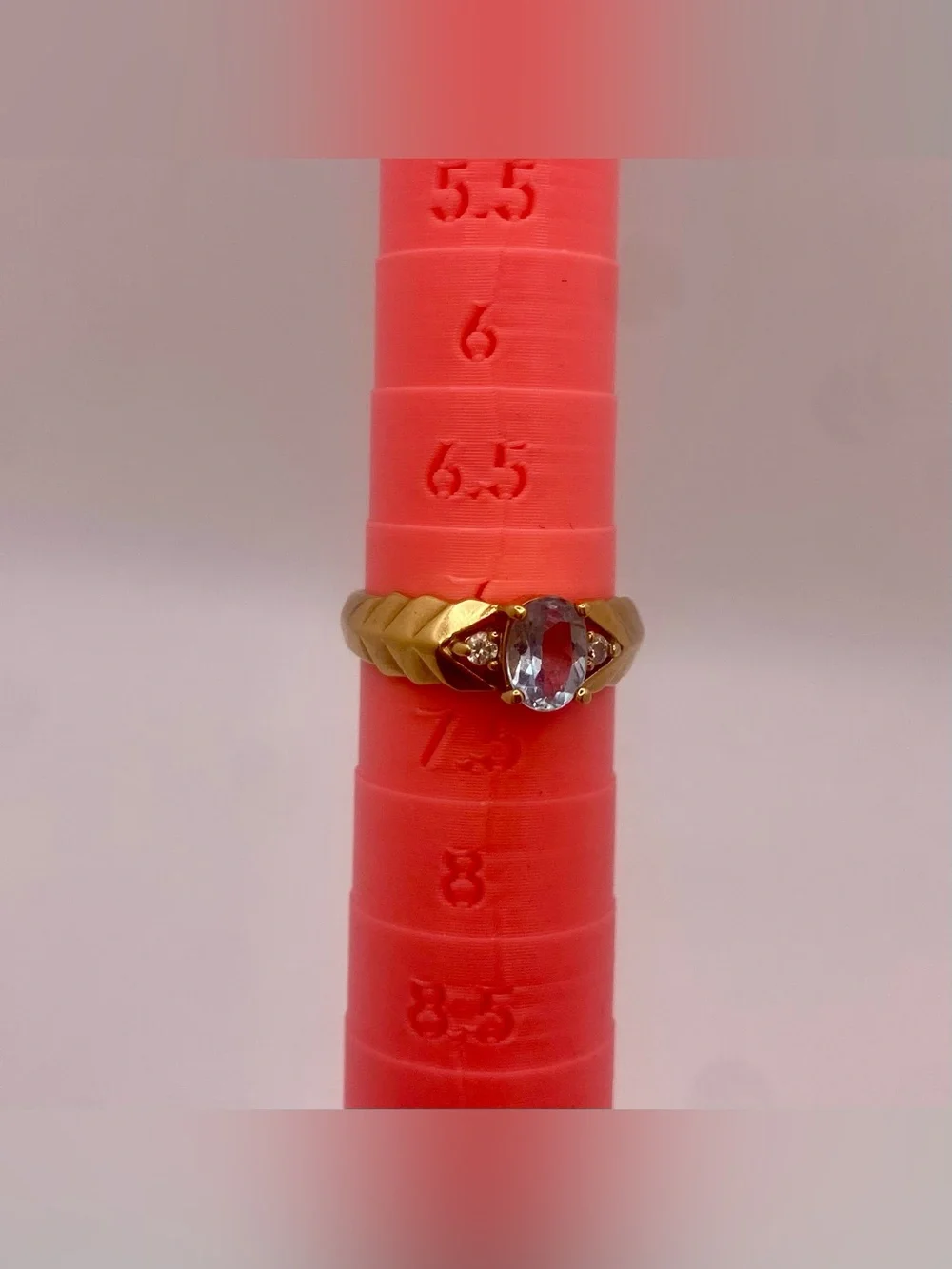 Vintage Korea Gold Tone Oval Light Blue Faux Aquamarine Ring Size 7 Chevron Band